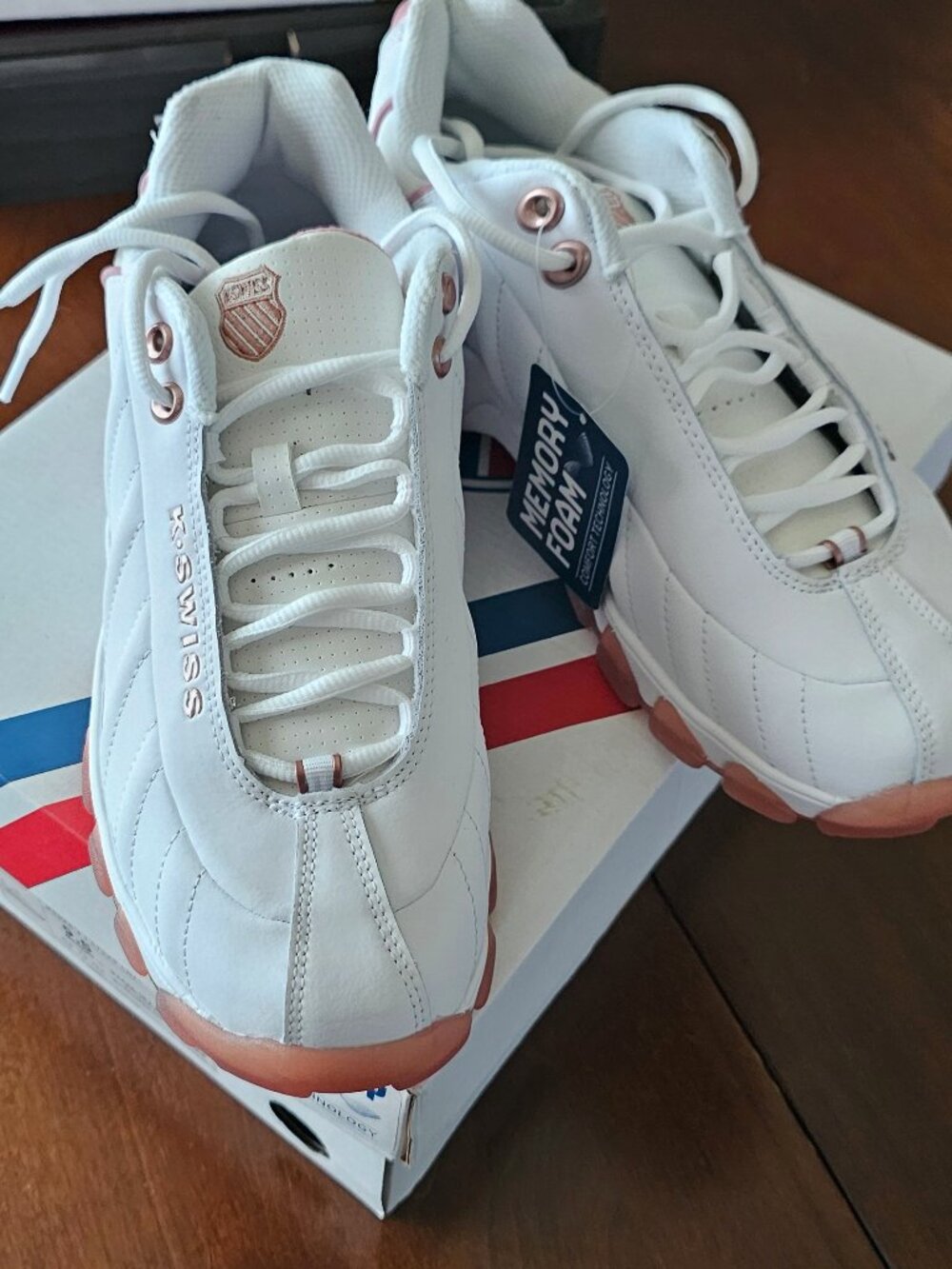 Forgot to return in time - decided white wasn't the right choice for me.